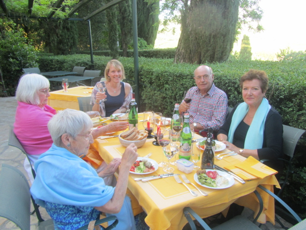 Dining in the open air
