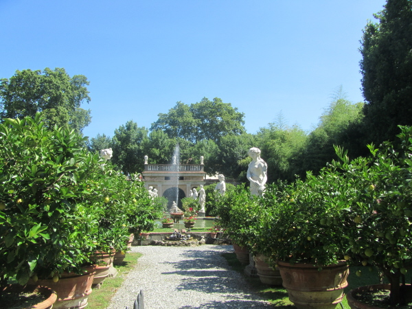Palazzo Pfanner, Lucca