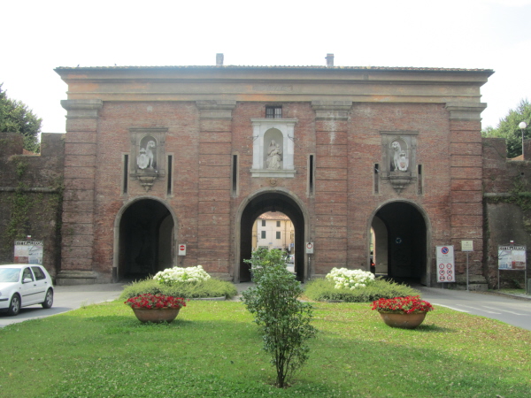 Lucca - one of the gates