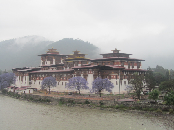 Dzong (temple) at Punakha