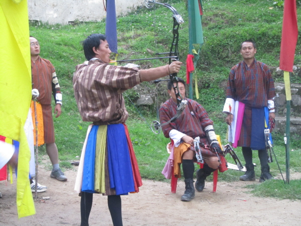 Archery, the national sport, at Trongsa