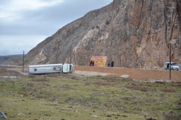 Fuel tanker that failed to take a bend
