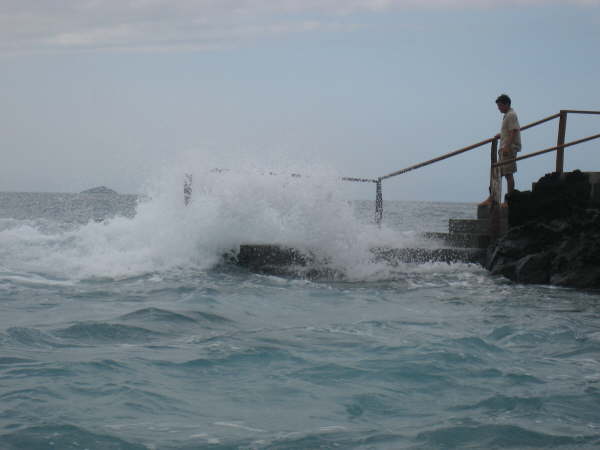 Bartolom - advertised as a dry landing