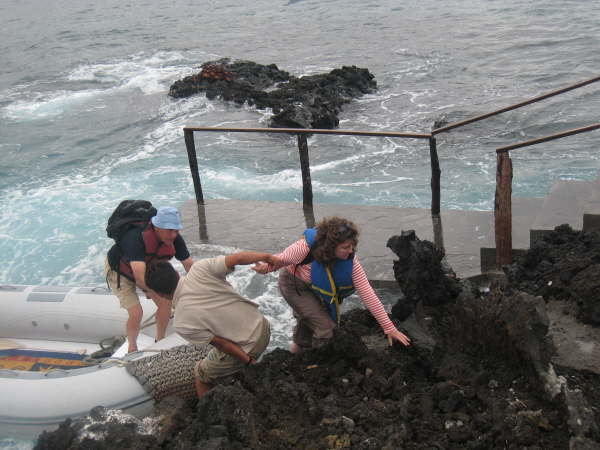 Bartolom - advertised as a dry landing