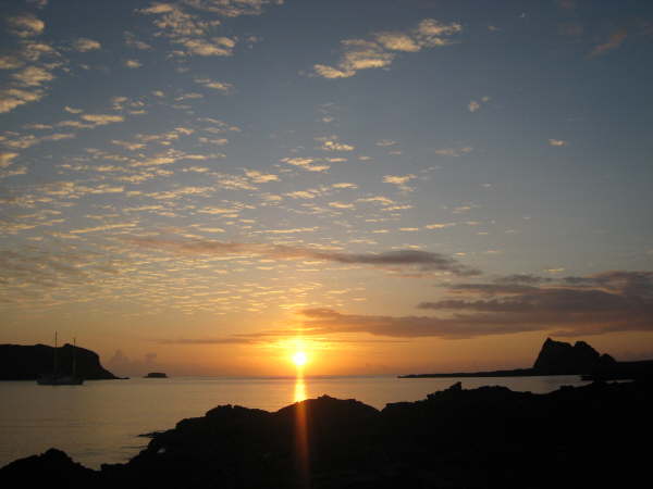 Santiago - Sullivan Bay - sunrise