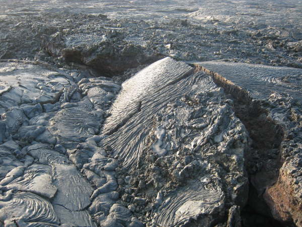 Santiago - Sullivan Bay - lava
