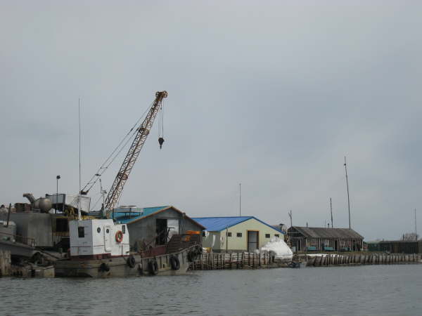 Zhupanov River - salmon fishing camp