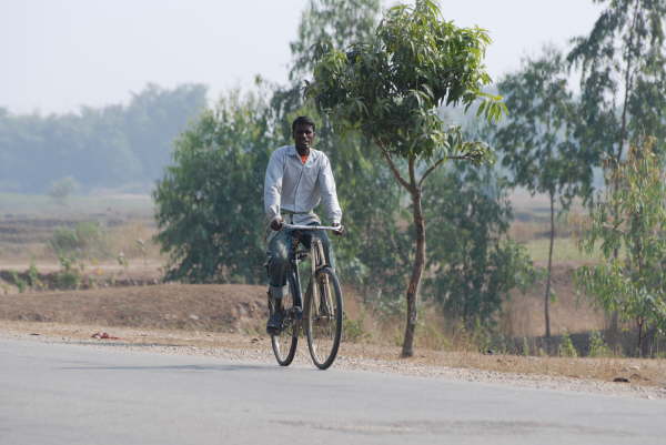 Lunchtime on the way to Kosi Tappu