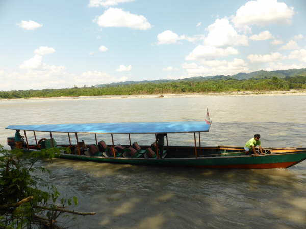 Boat on the Madre de Dios river
