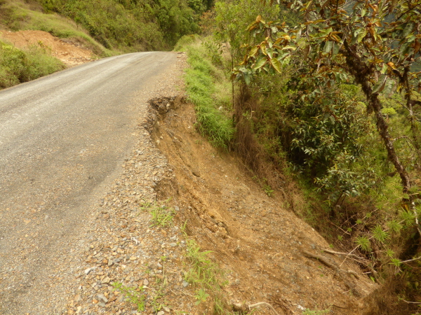 Road disintegrating soon after construction