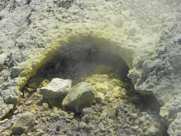 Sulphur vent