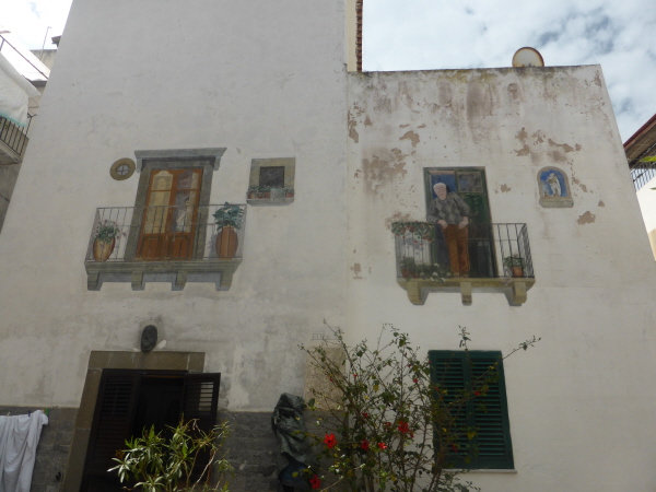 Trompe l'oeil balconies